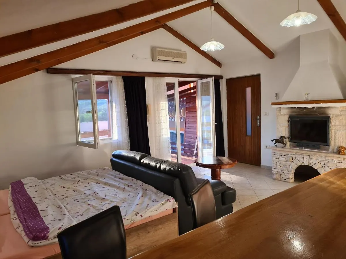 Apartments Seherzada 0*, Pula Croatia